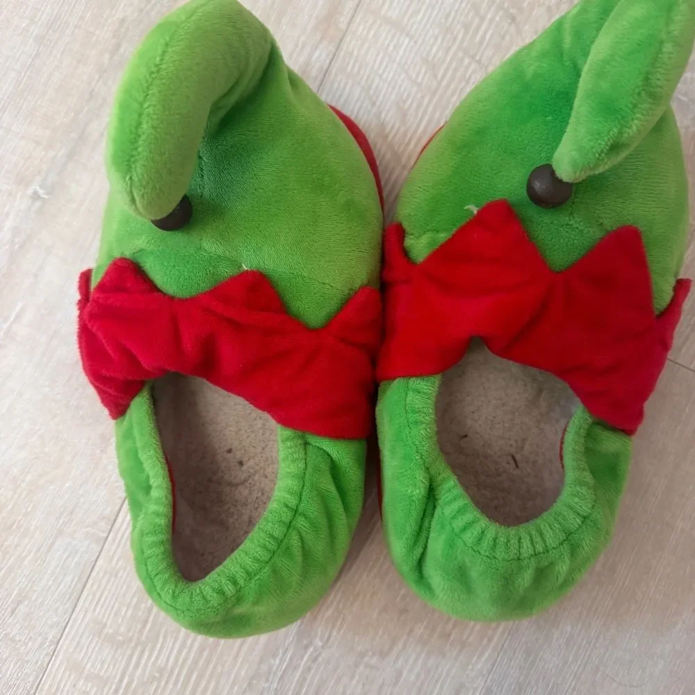 Justice Santa’s Favorite Elf Hooded Onesie Footies Included Size 10